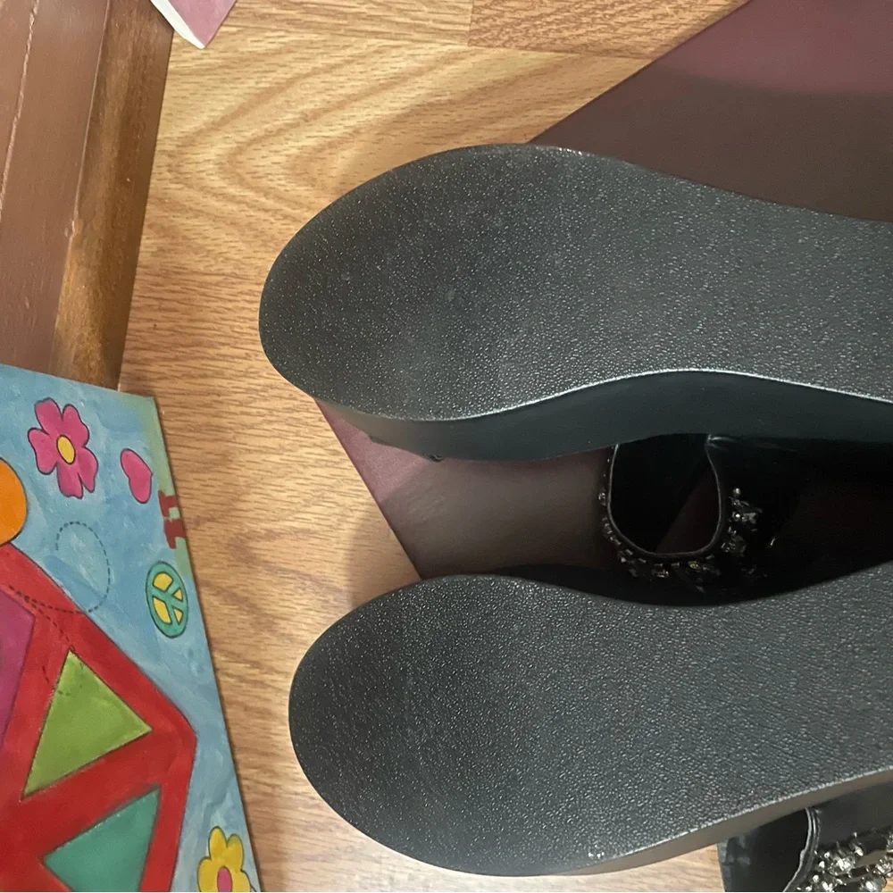 Black Sandel Platform - Picture 4 of 5